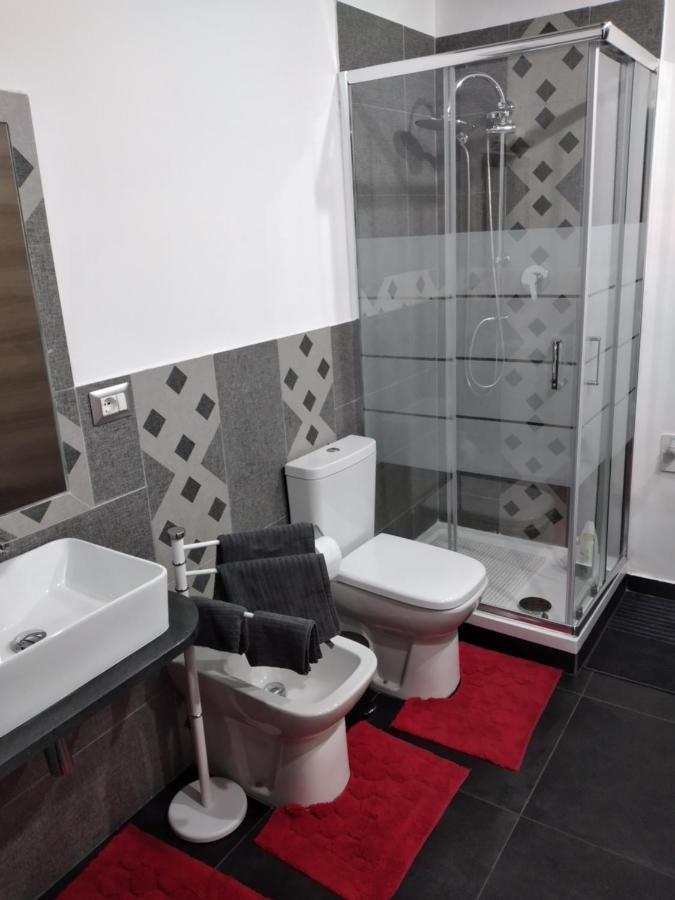 Suite Holiday House Bonaccorso Catánia Buitenkant foto