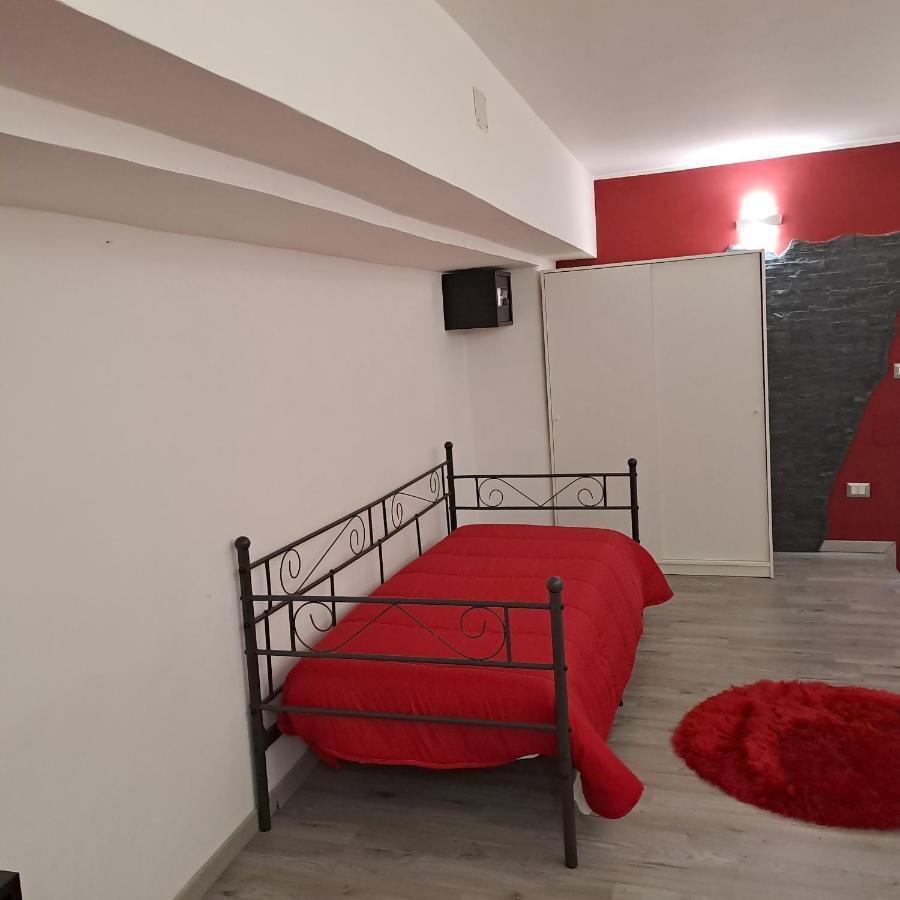 Suite Holiday House Bonaccorso Catánia Buitenkant foto